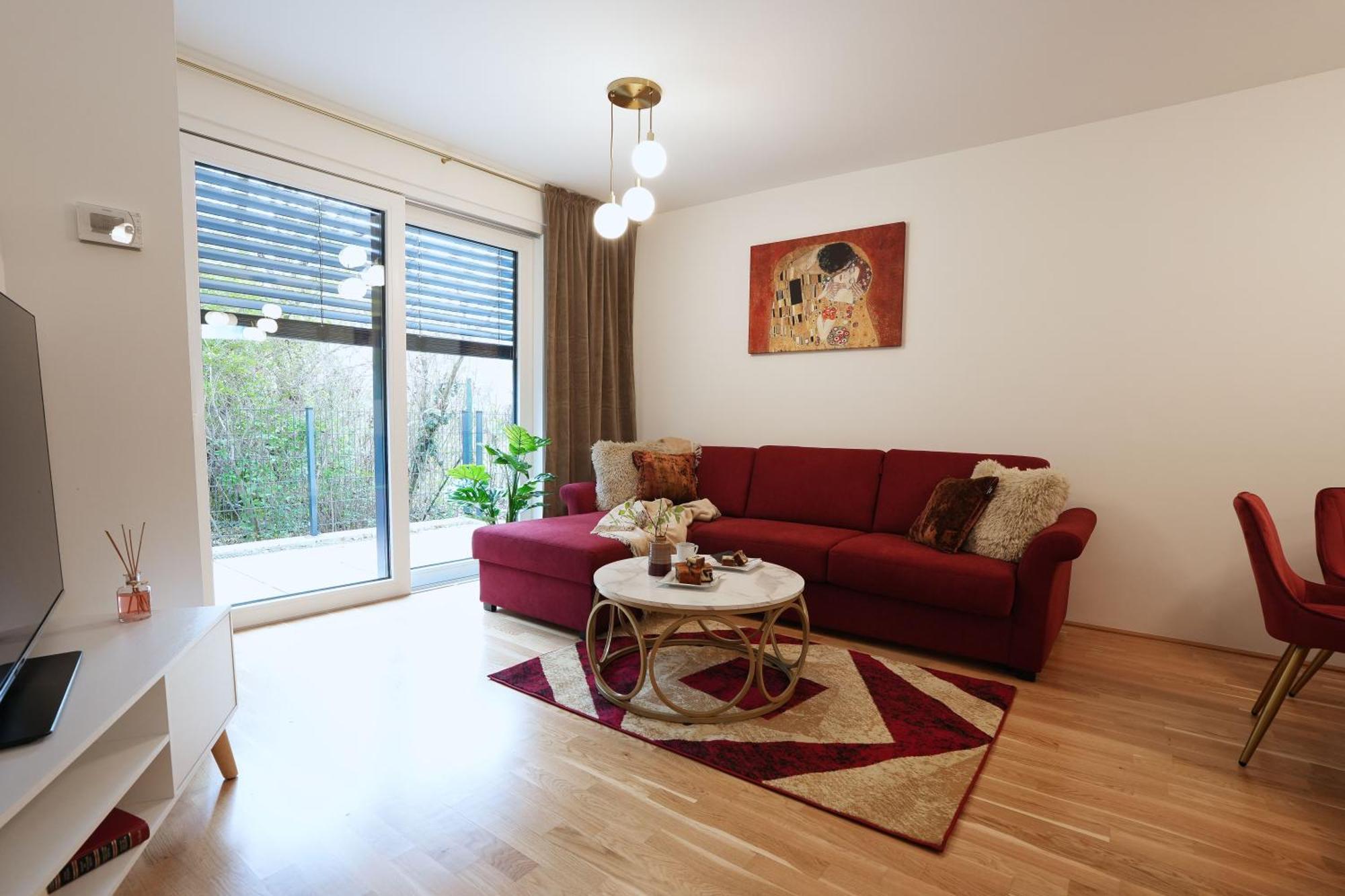 Modern Design Meets Green Comfort - Stay In Style At Carl'S Design Residences L Parking & Great Connection To City Center Vienna Exterior photo