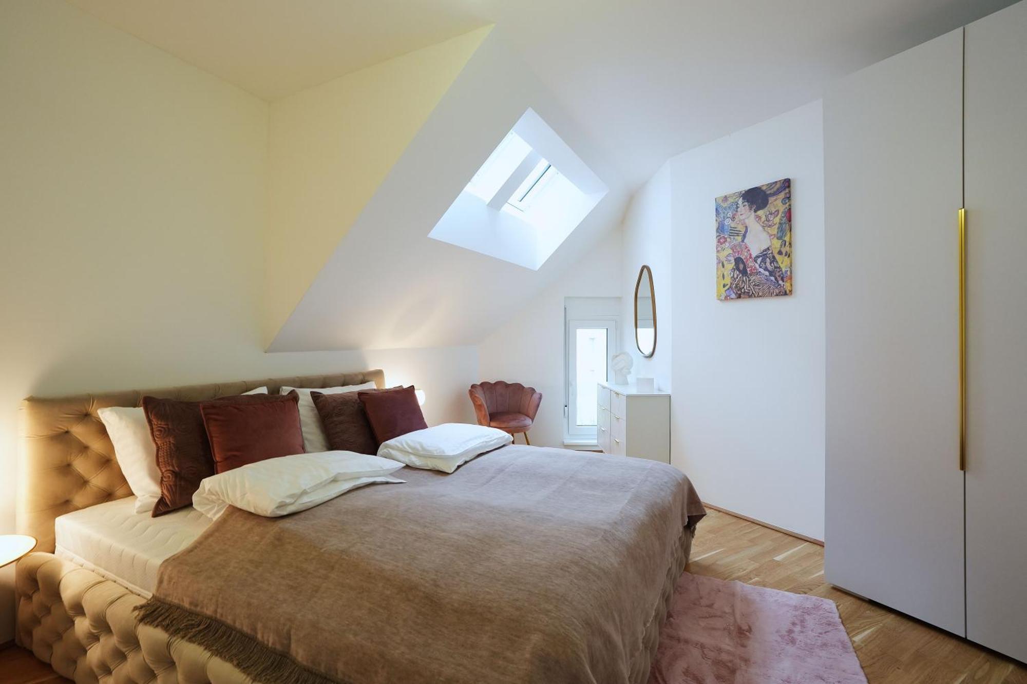 Modern Design Meets Green Comfort - Stay In Style At Carl'S Design Residences L Parking & Great Connection To City Center Vienna Exterior photo