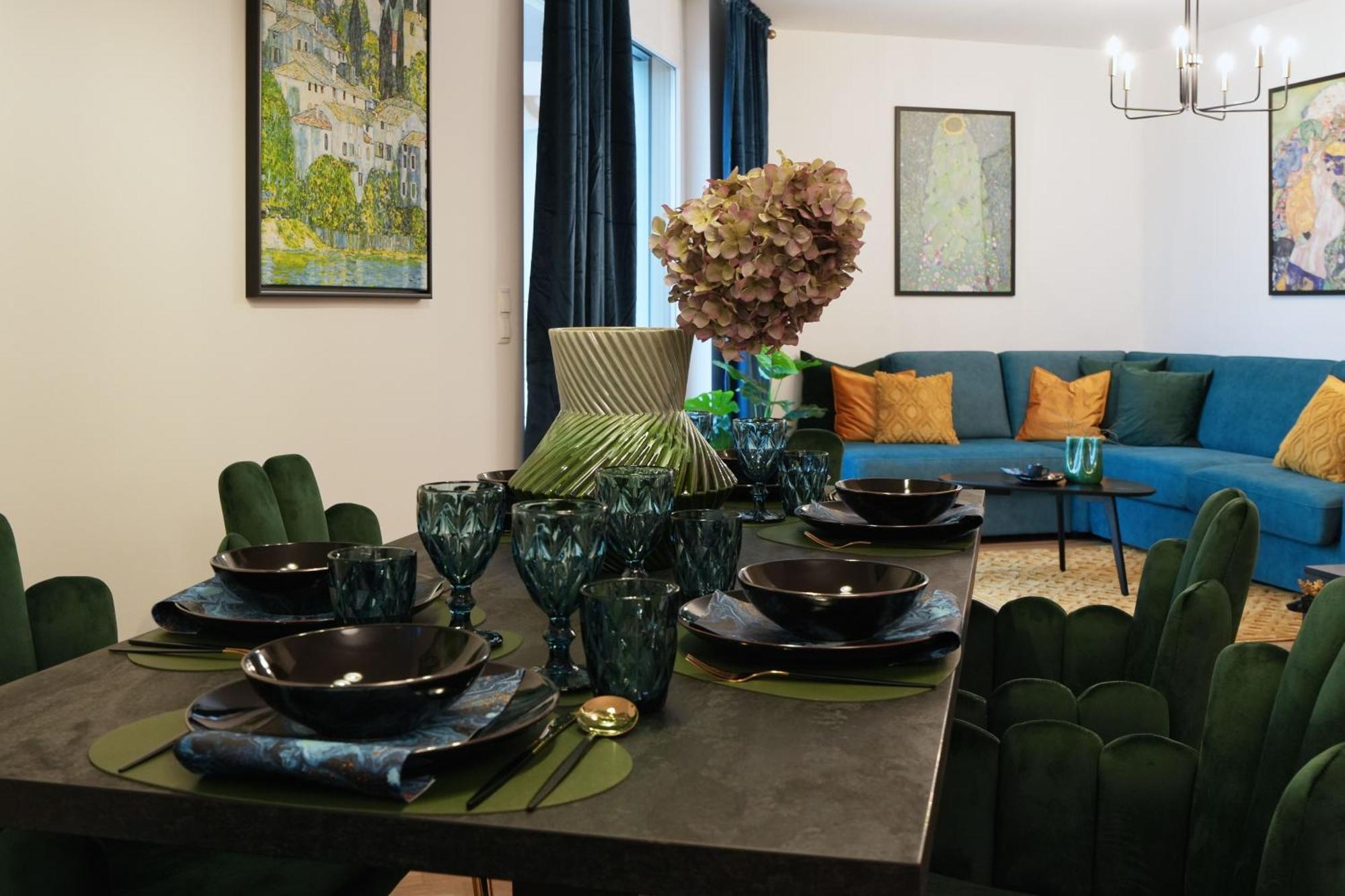 Modern Design Meets Green Comfort - Stay In Style At Carl'S Design Residences L Parking & Great Connection To City Center Vienna Exterior photo
